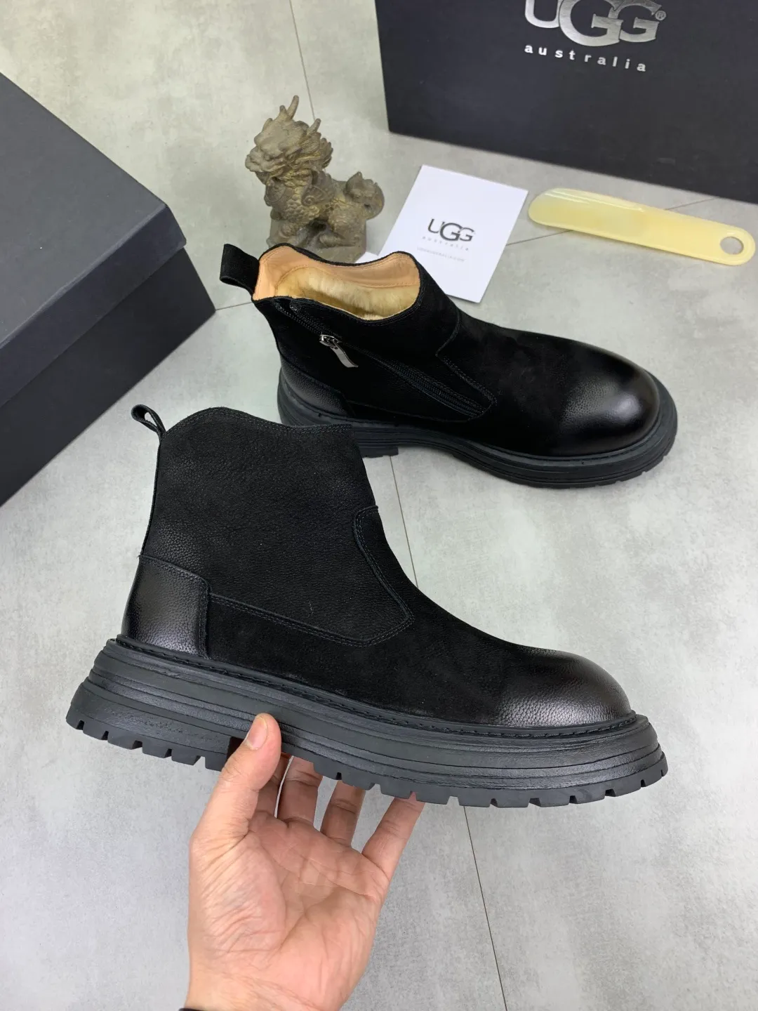 Men's men's shoes 💰P660 New arrival 🆕🆕🆕 IUGGI Men's British retro Martin boots Winter new men's outdoor hiking boots First layer of cowhide on the outside and wool on the inside Comfortable and warm Rubber sole sole Non-slip and firm Trendy and fashionable Casual and versatile Size: 38-44 (45 customized) Color: three colors